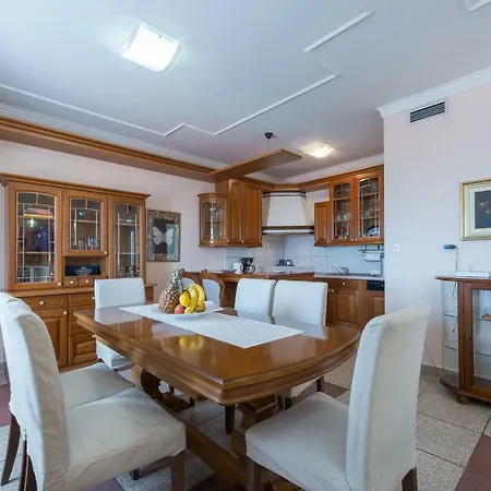 Oasis Apartment *