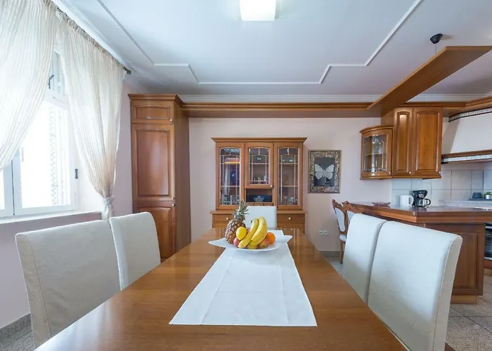 Oasis Ντουμπρόβνικ